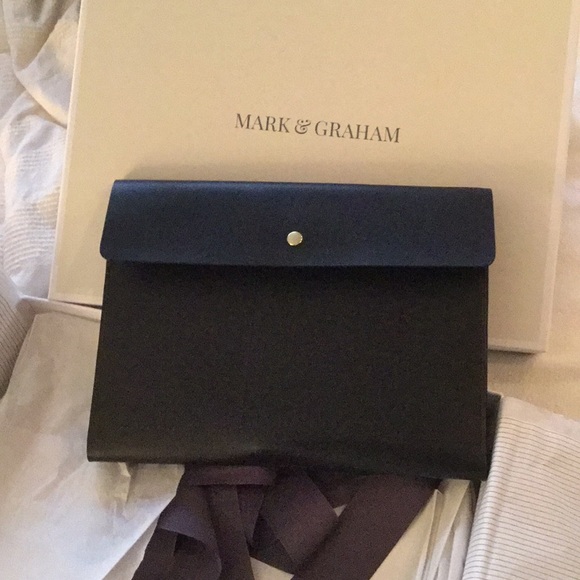 Mark and Graham Other - New! Mark and Graham Tech Leather Folder